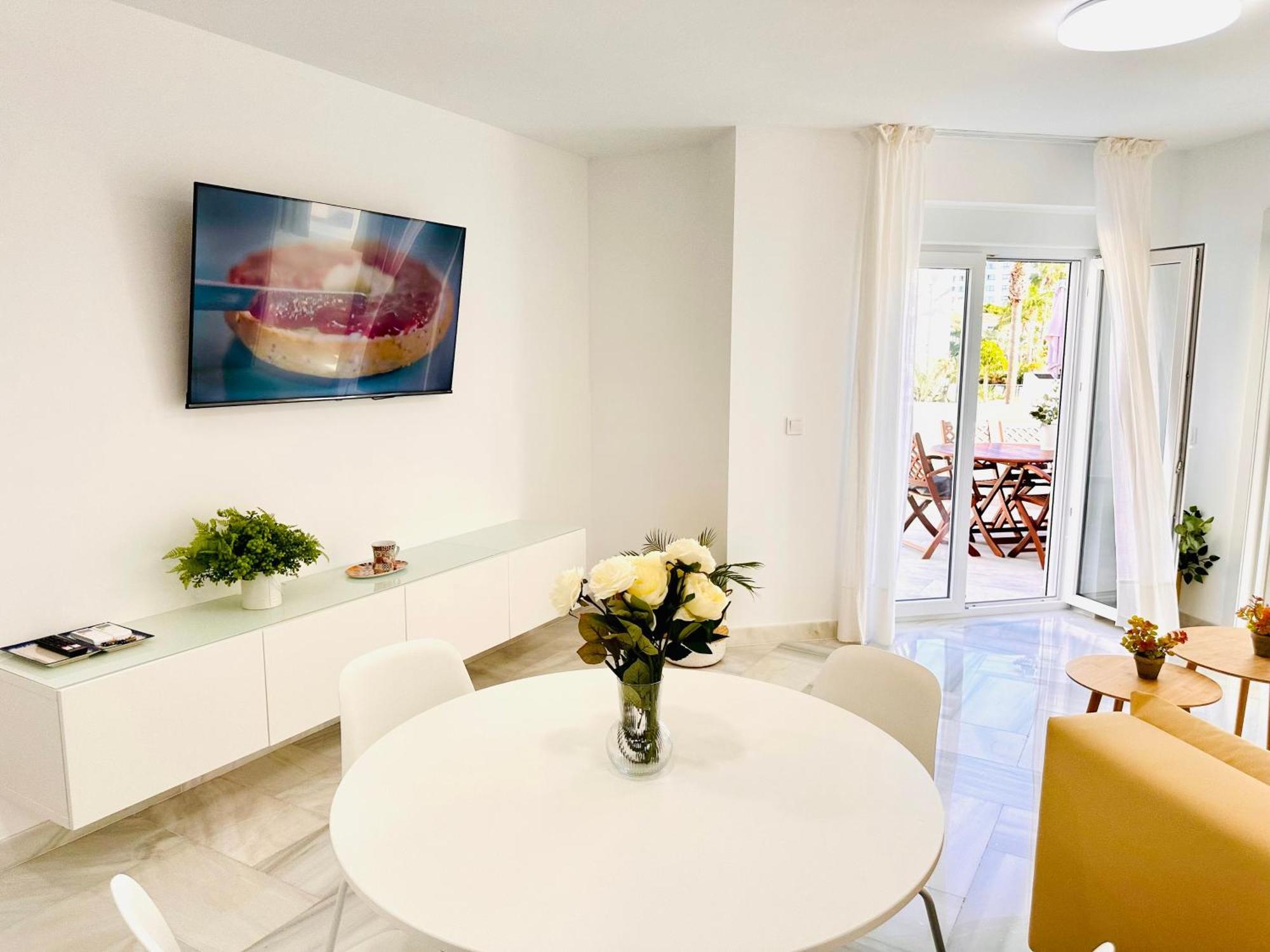 Apartamento, Paradise Sun Beach In Marina Benalmadena Exterior photo